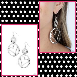 2/$10 Paparazzi Enchanting Echo - Silver Earrings